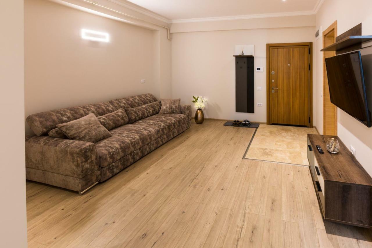 Rose Luxury Apartment Mamaia Eksteriør billede