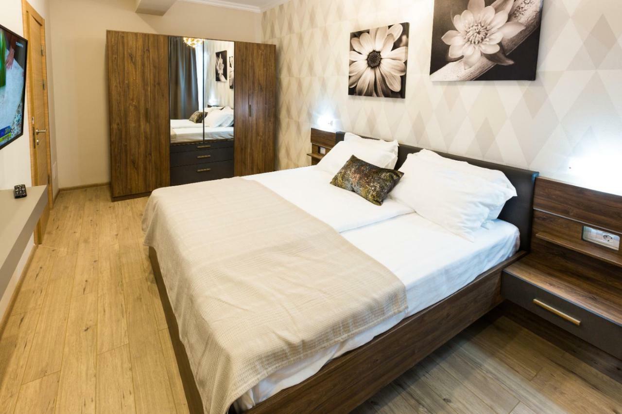 Rose Luxury Apartment Mamaia Eksteriør billede