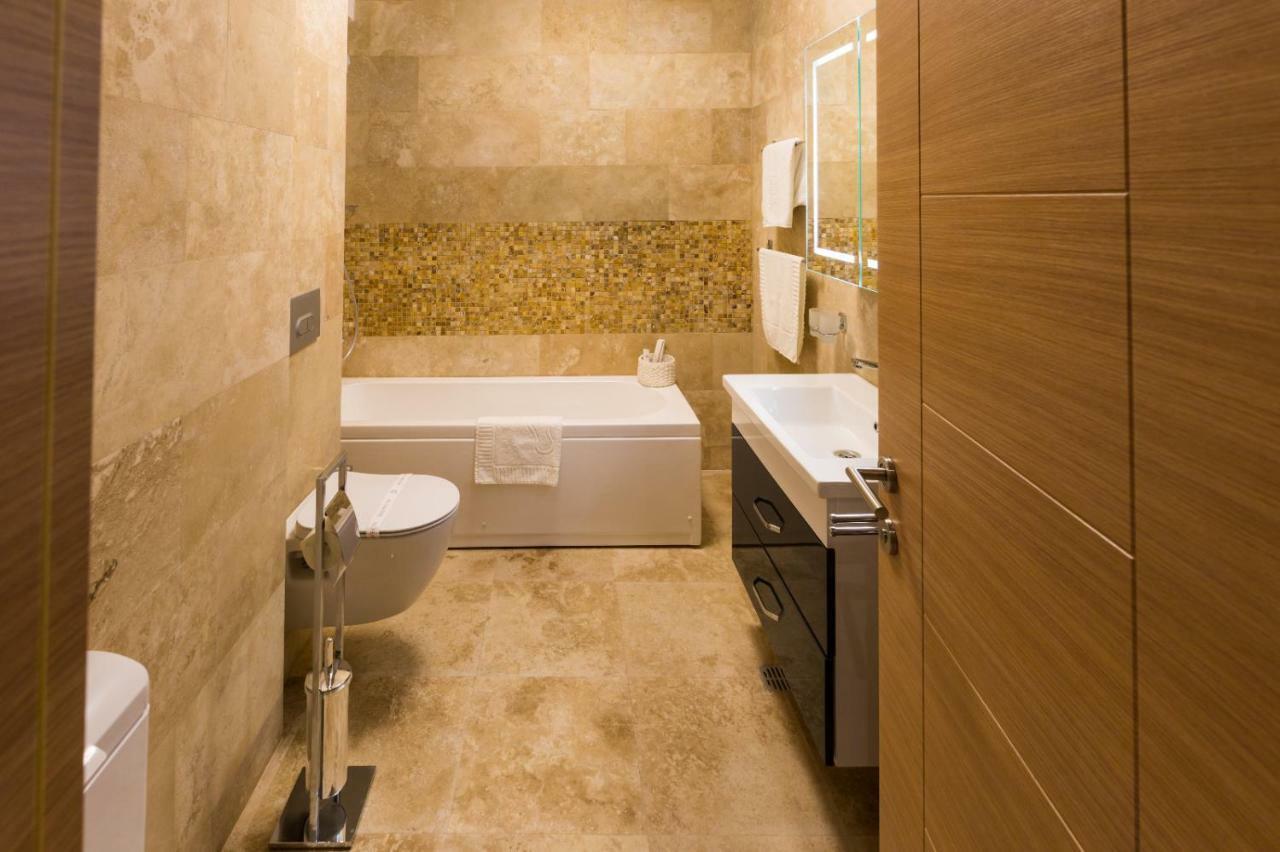 Rose Luxury Apartment Mamaia Eksteriør billede